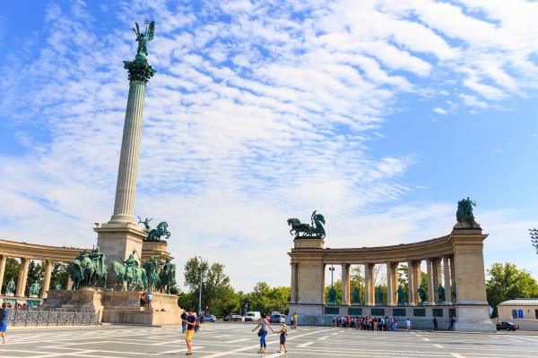 Heroes Square