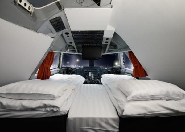 Jumbo Stay Hostel 